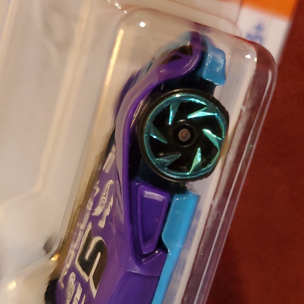 Hot‎ Wheels - Picture 3 of 10